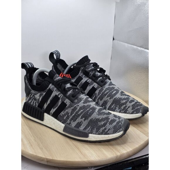 adidas NMD_R1 Pk Black Glitch Size 9 Men’s Shoes Sneakers CQ2444 - Picture 5 of 9